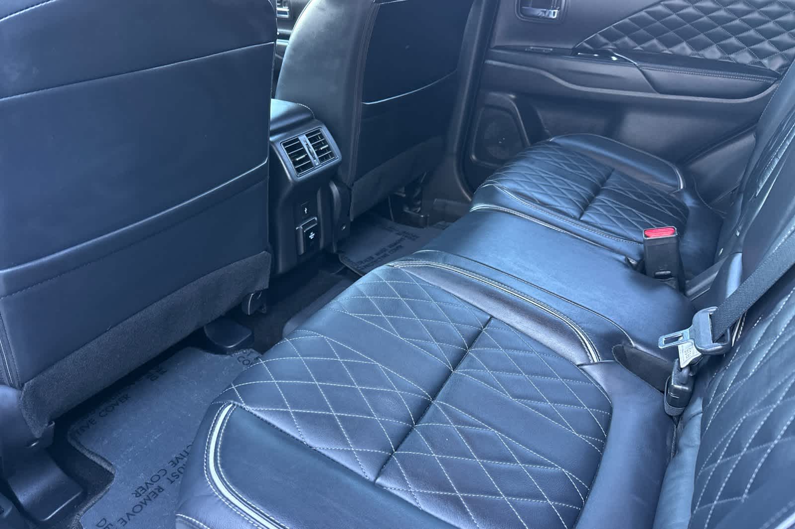 Thumbnail: 2022 Mitsubishi Outlander - 4