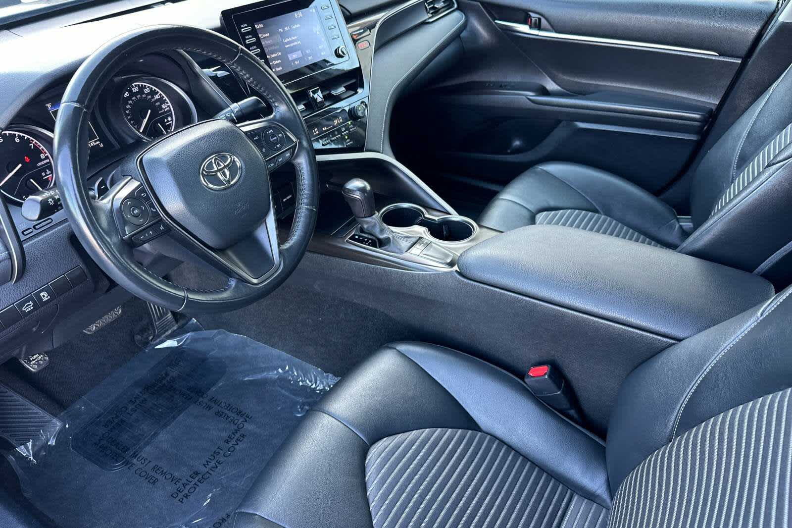 Thumbnail: 2022 Toyota Camry - 11