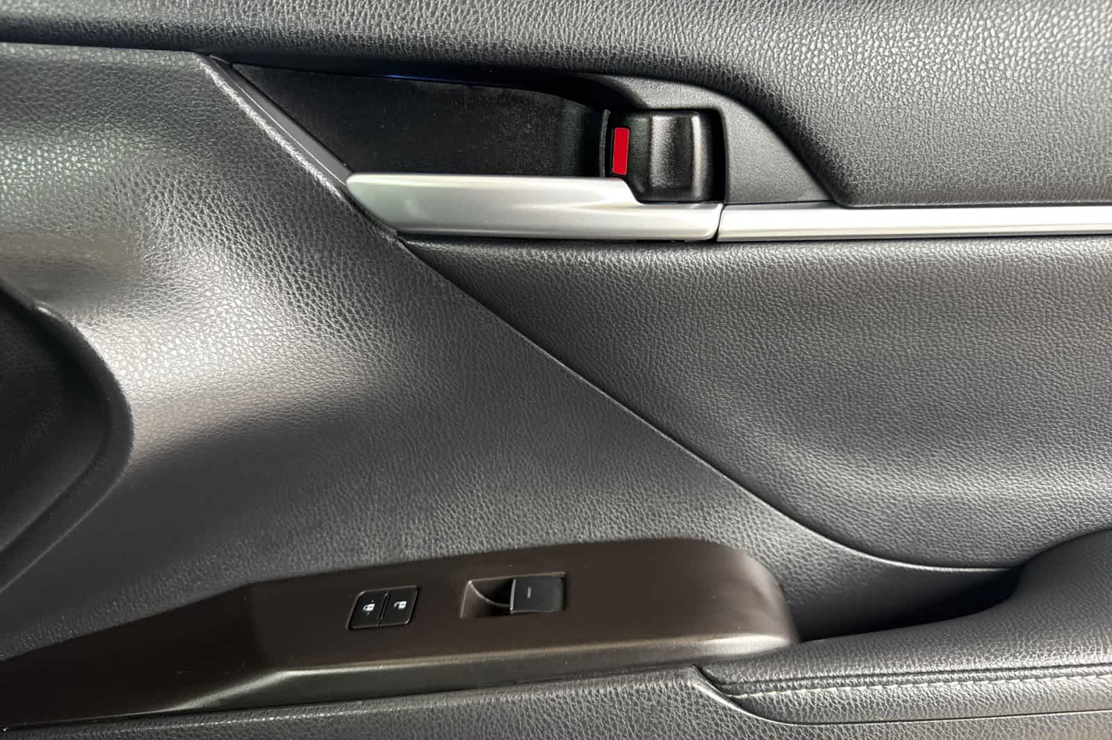 Thumbnail: 2024 Toyota Camry - 18