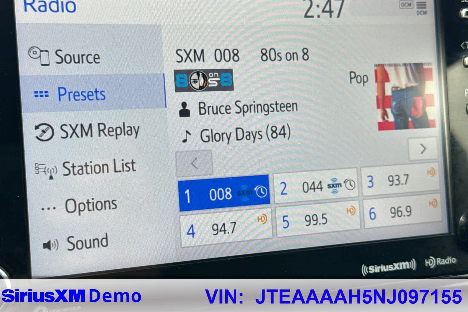 Thumbnail: 2022 Toyota Venza - 33