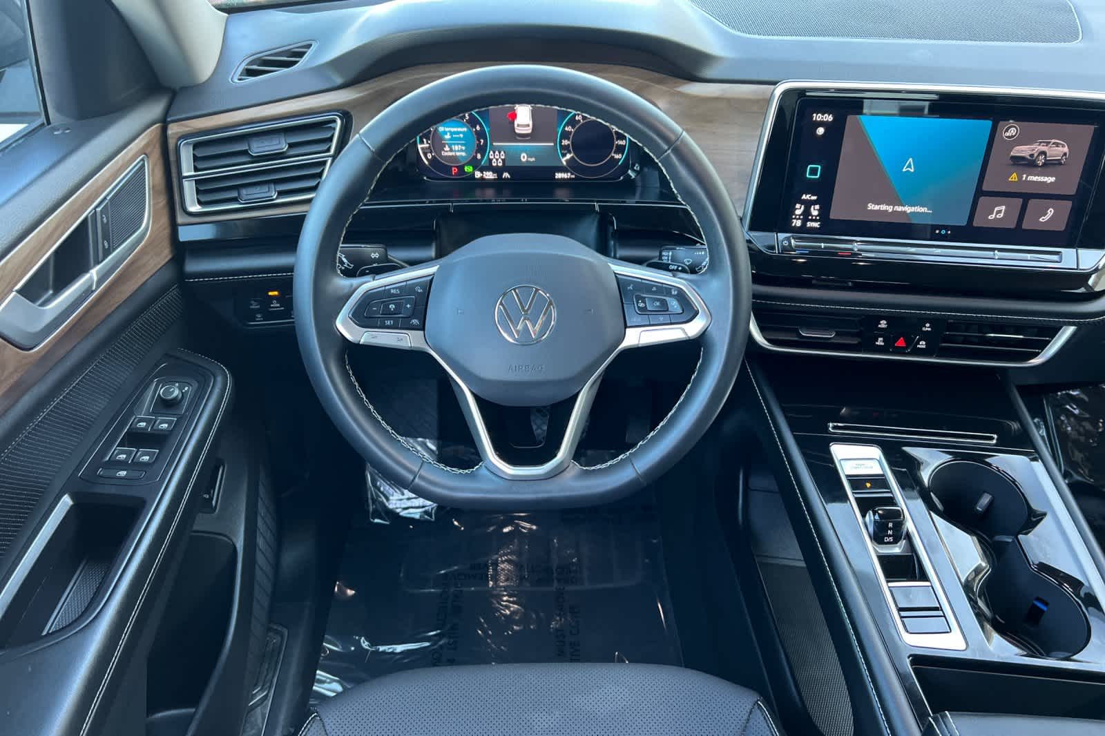 Thumbnail: 2024 Volkswagen Atlas - 15