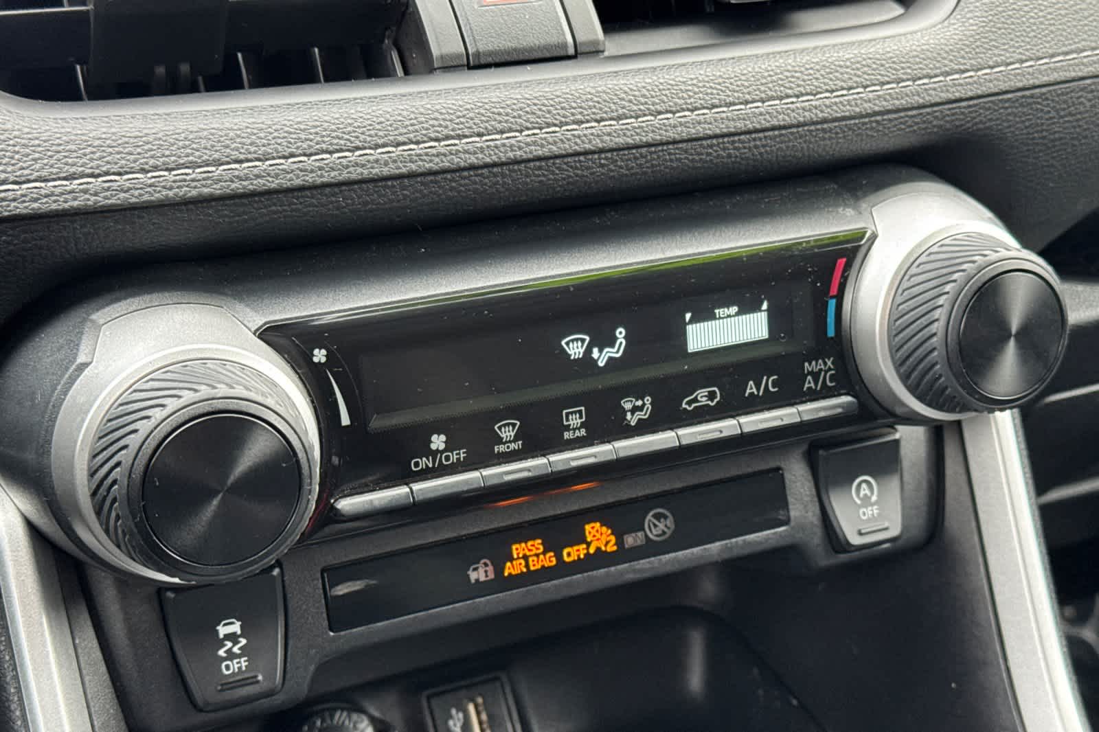 Thumbnail: 2024 Toyota RAV4 - 22