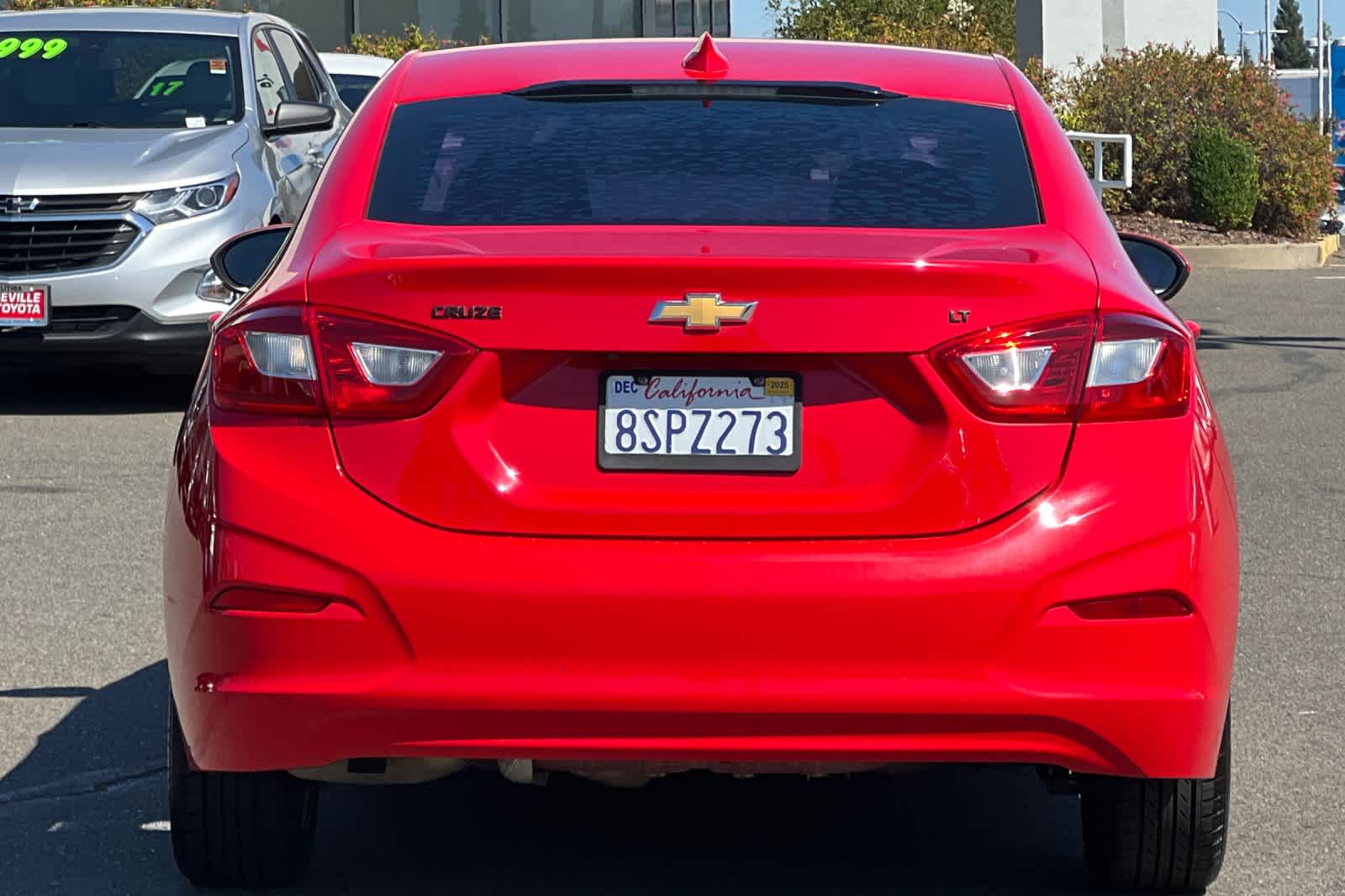 Thumbnail: 2017 Chevrolet Cruze - 8