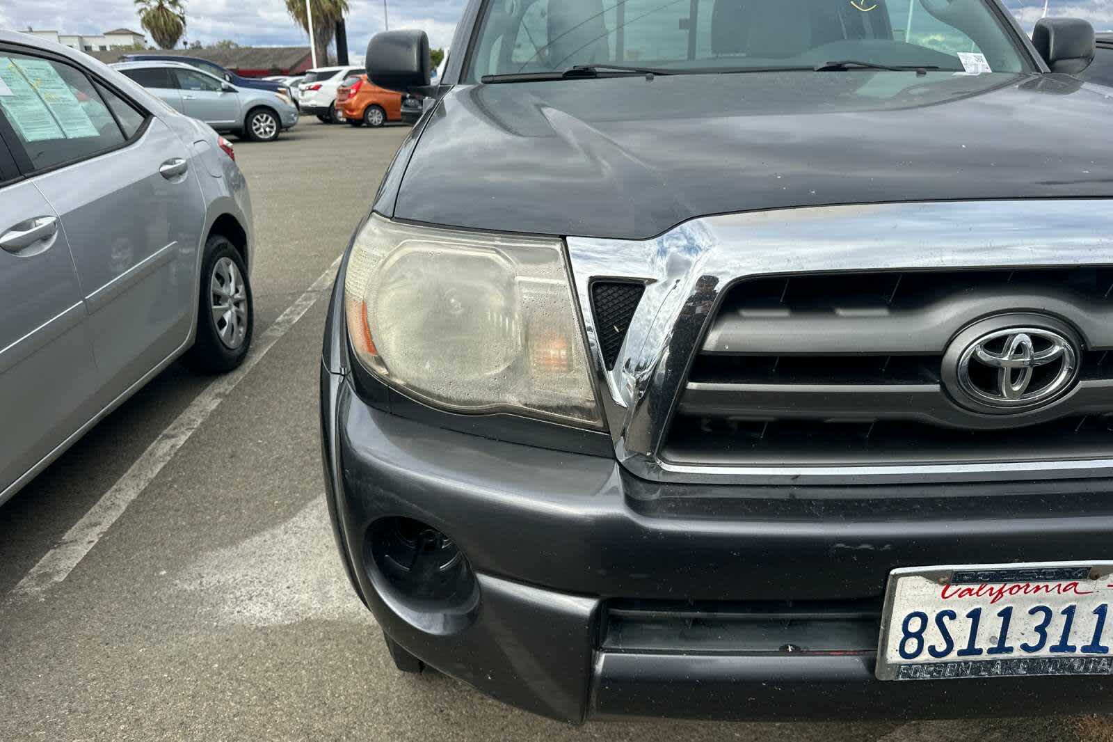 Thumbnail: 2009 Toyota Tacoma - 8