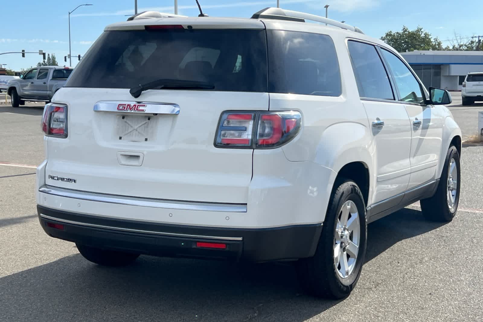 Thumbnail: 2015 GMC Acadia - 2