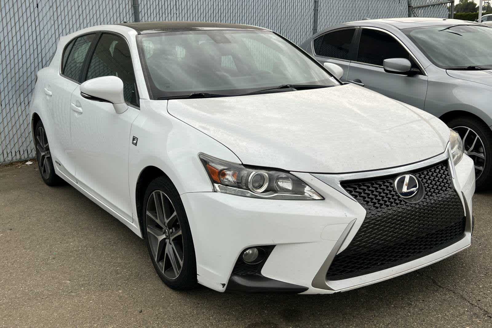 Thumbnail: 2015 Lexus CT - 3