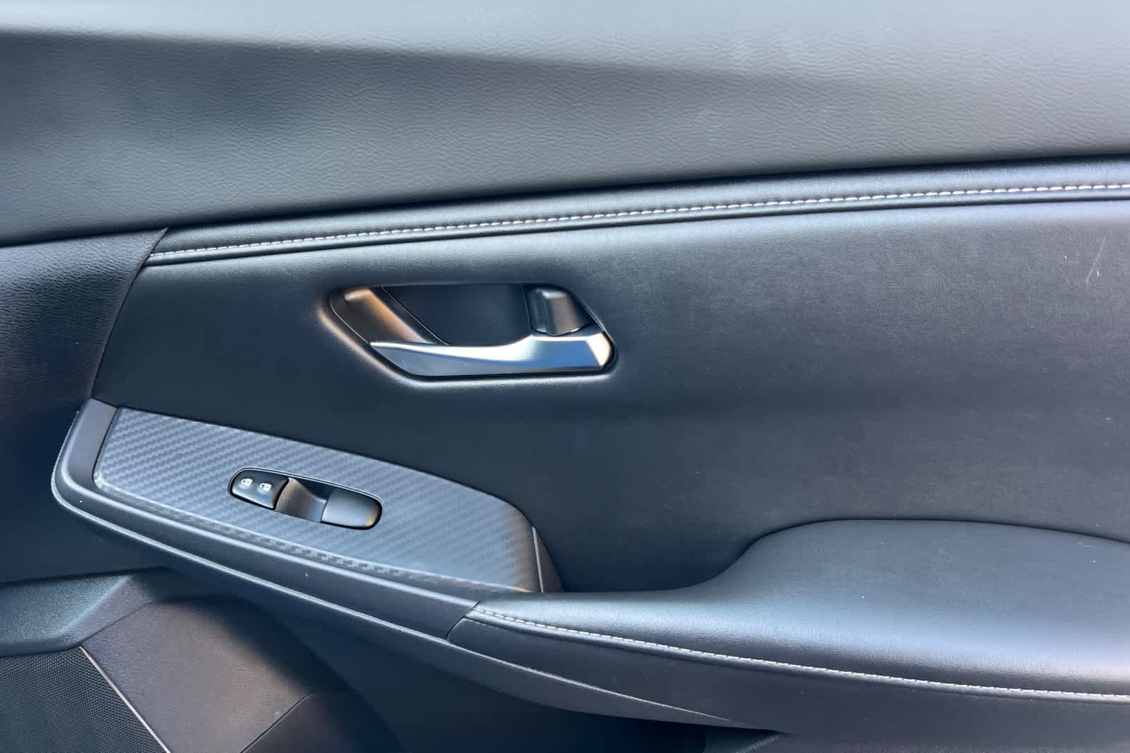 Thumbnail: 2022 Nissan Sentra - 17