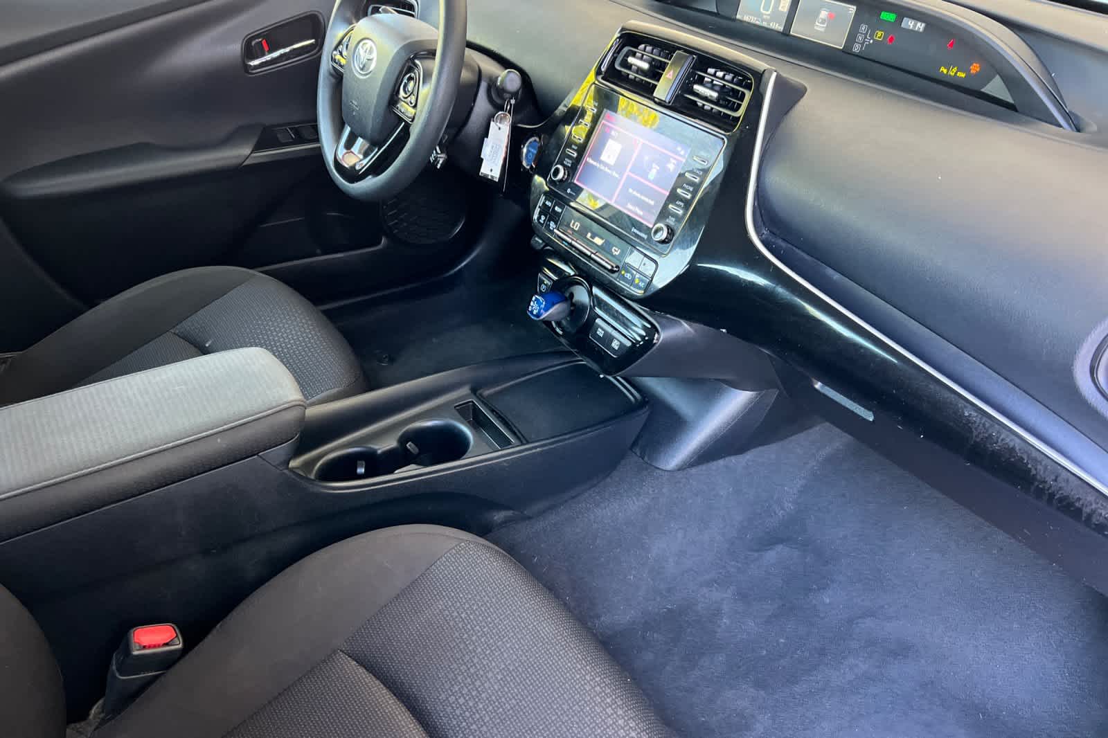 Thumbnail: 2021 Toyota Prius - 15