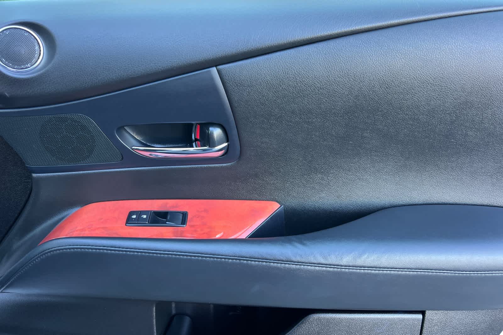 Thumbnail: 2011 Lexus RX - 19