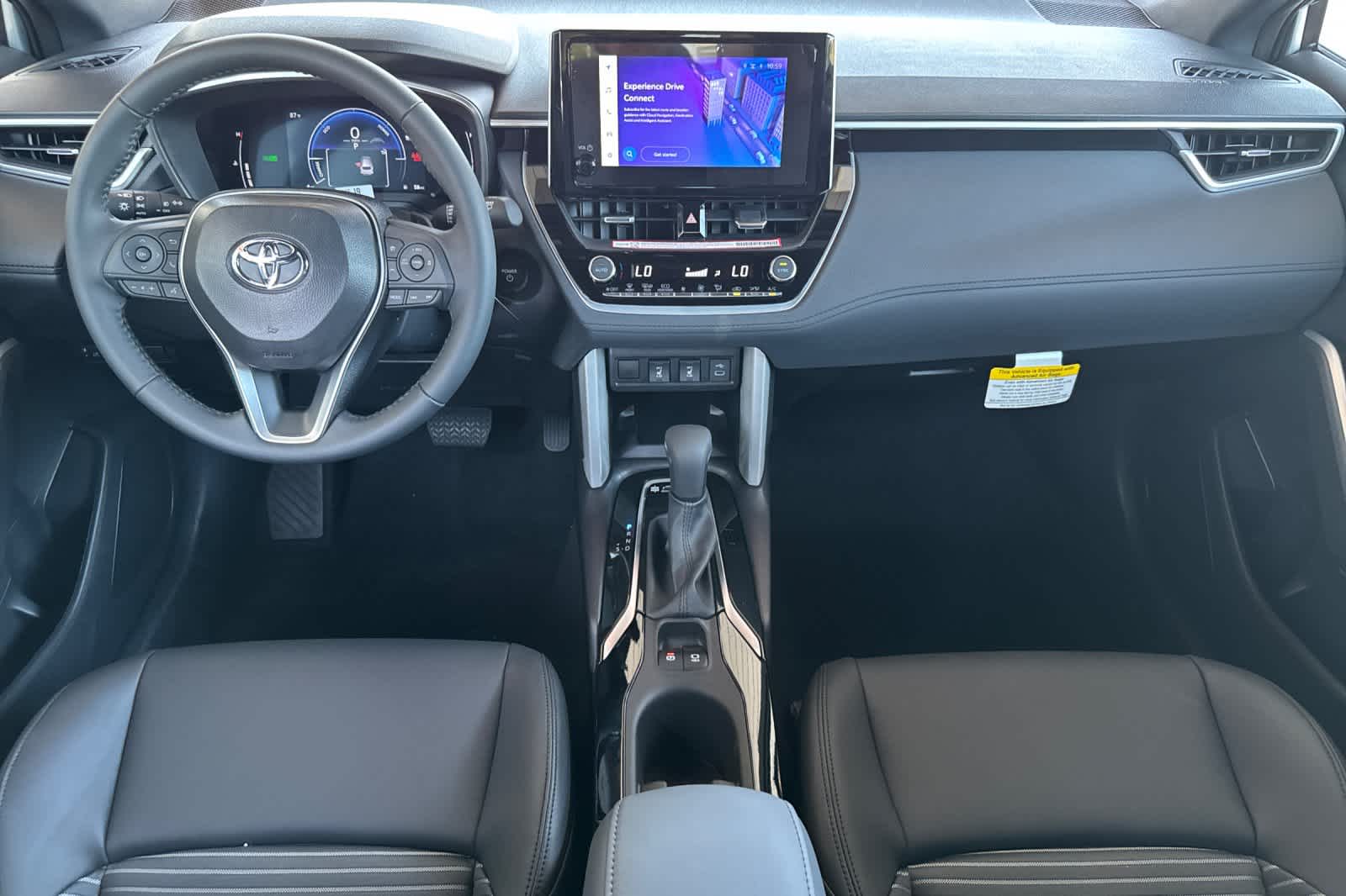 2025 Toyota Corolla Cross XSE 3