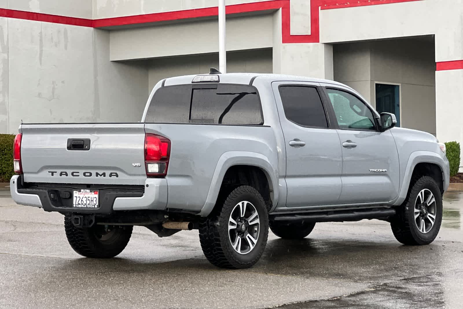 Thumbnail: 2019 Toyota Tacoma - 2