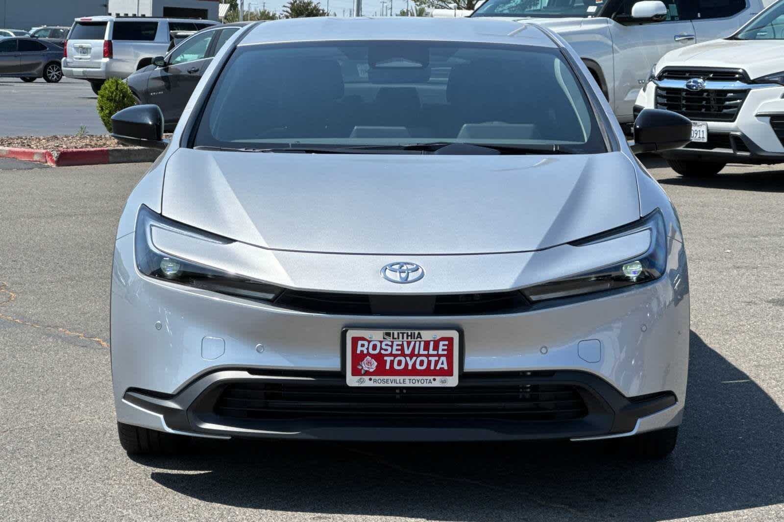 2025 Toyota Prius LE 10
