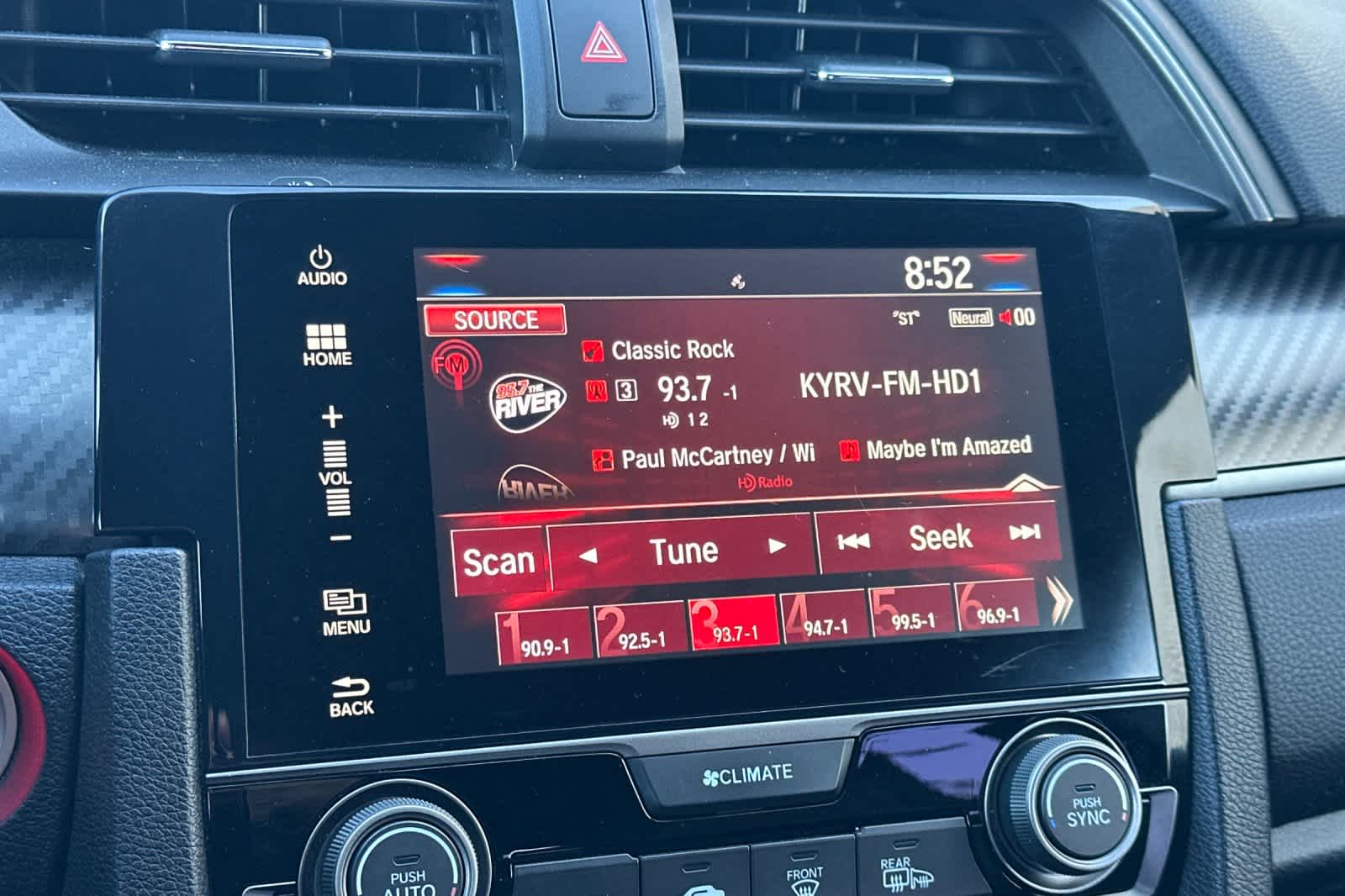 Thumbnail: 2017 Honda Civic - 18