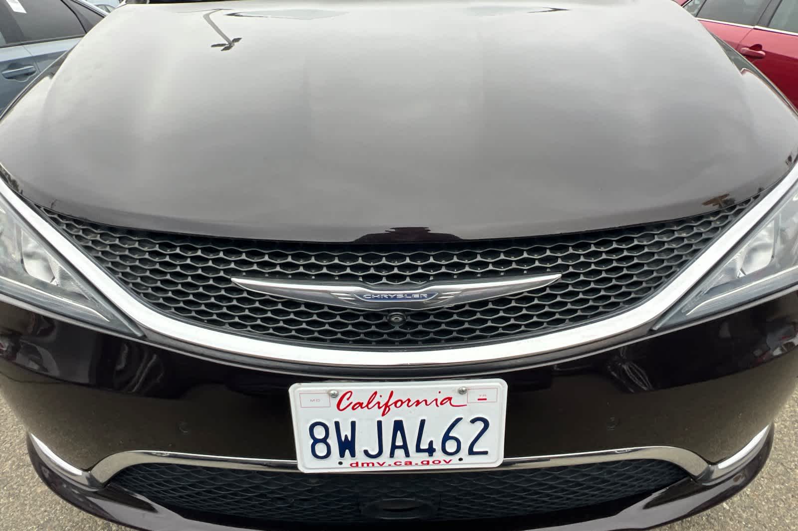 Thumbnail: 2017 Chrysler Pacifica - 9