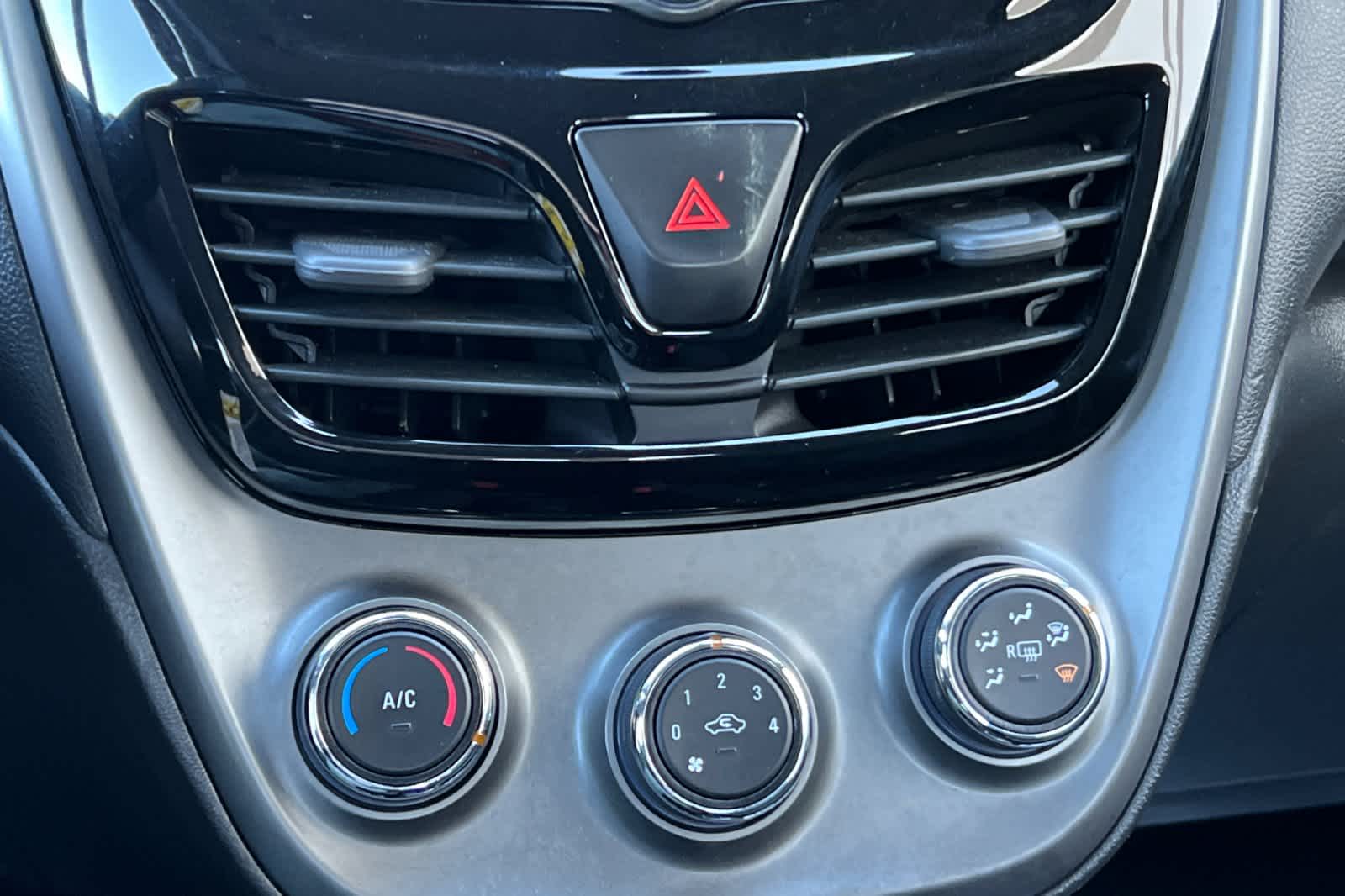 Thumbnail: 2022 Chevrolet Spark - 21