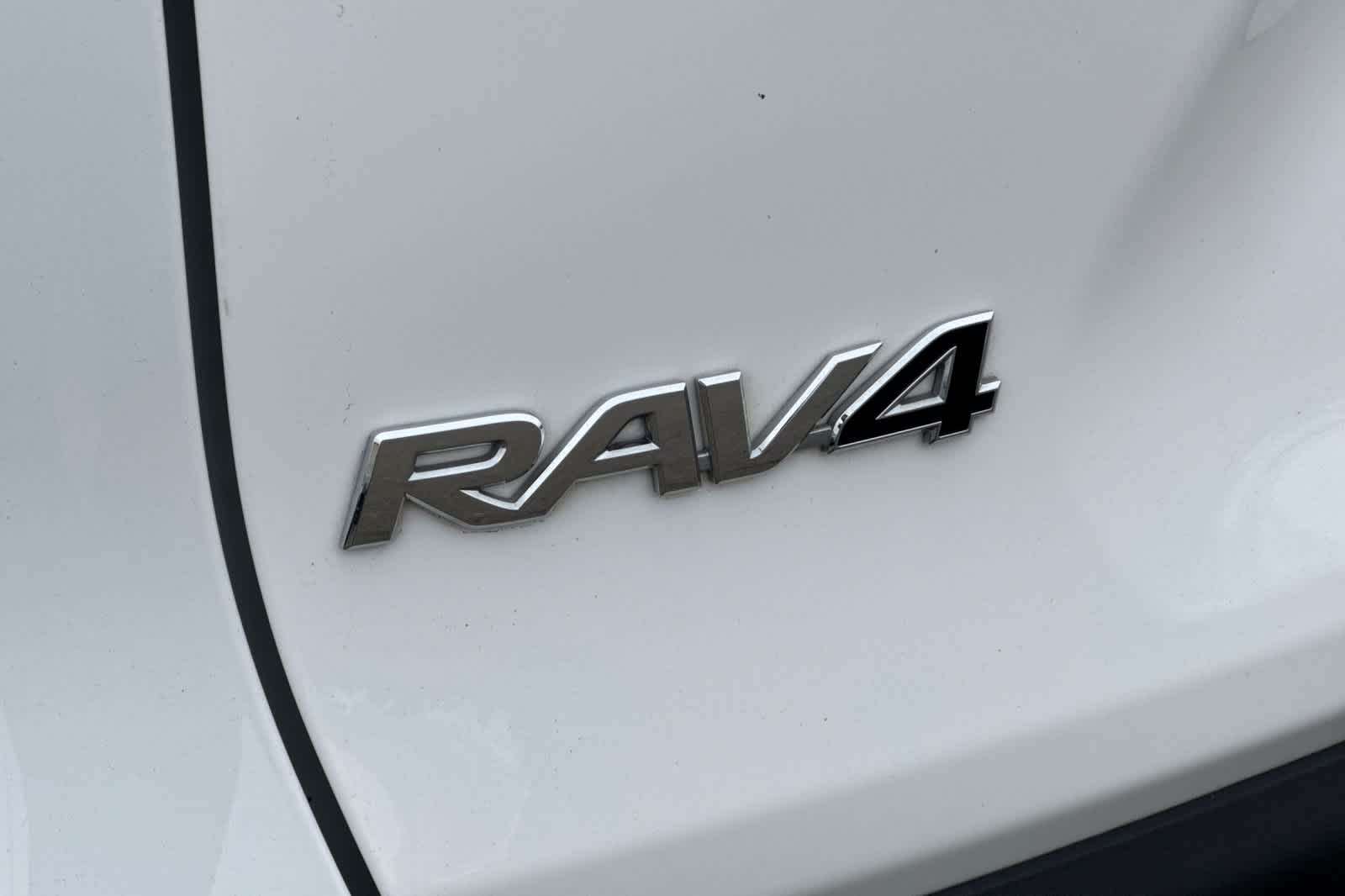 Thumbnail: 2024 Toyota RAV4 - 31