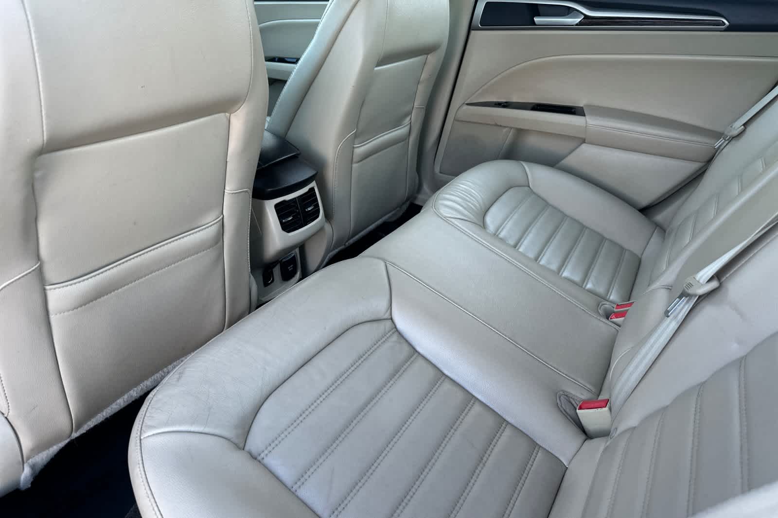 Thumbnail: 2016 Ford Fusion - 4