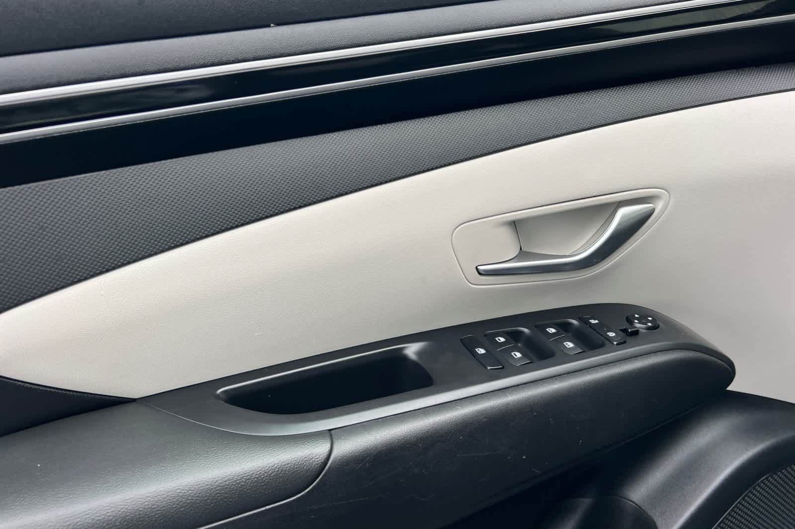 Thumbnail: 2023 Hyundai Tucson - 12