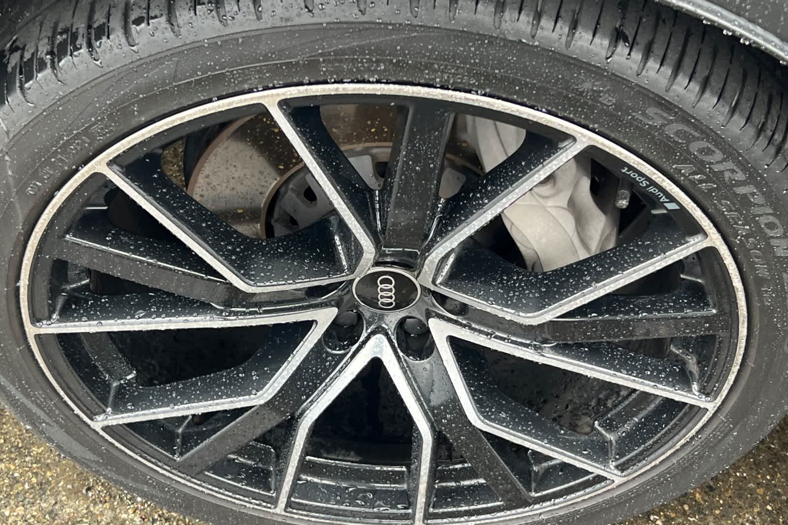 Thumbnail: 2021 Audi Q7 - 10