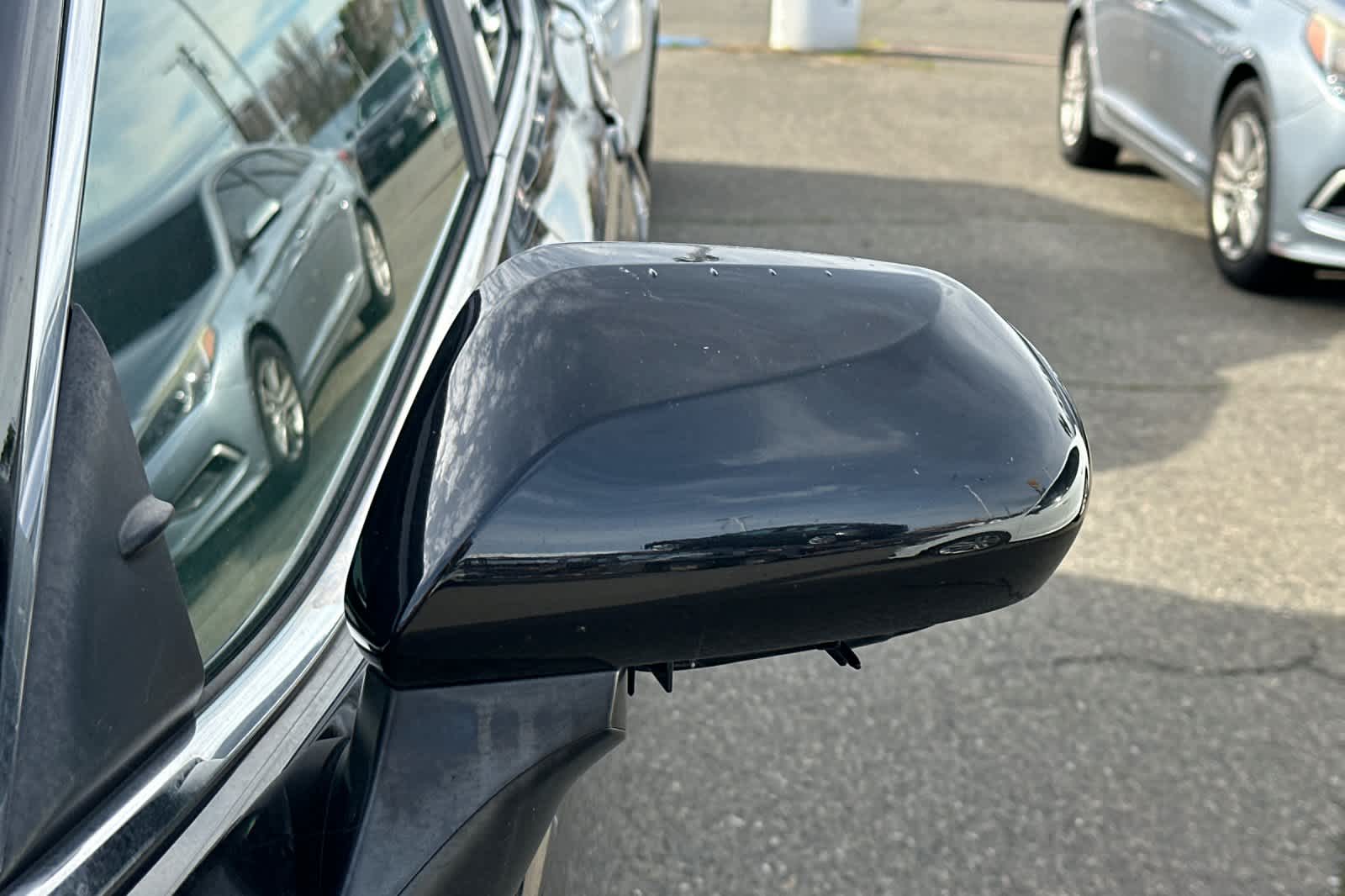 Thumbnail: 2019 Toyota Camry - 20