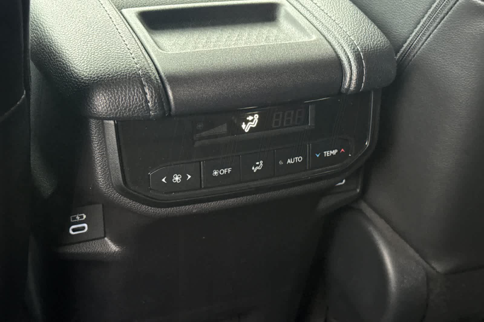 Thumbnail: 2026 Toyota Grand Highlander - 14