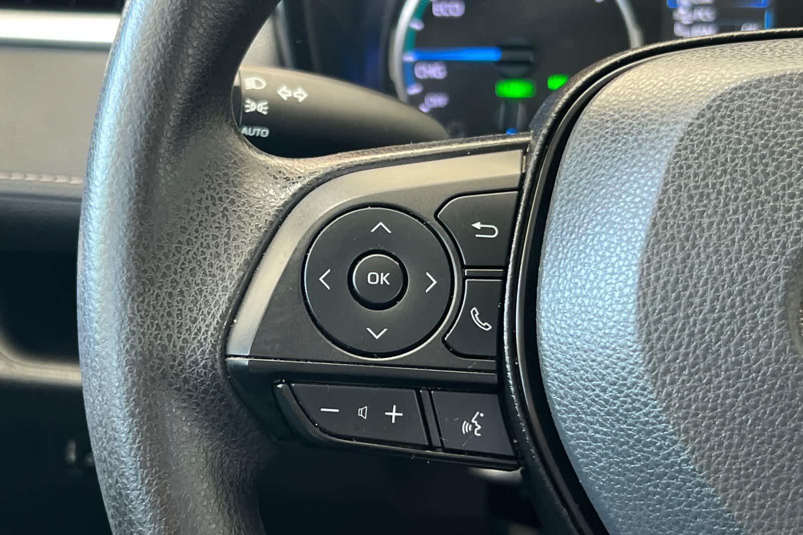 Thumbnail: 2022 Toyota RAV4 - 26