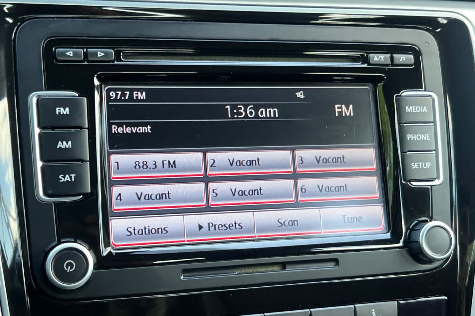 Thumbnail: 2013 Volkswagen Passat - 19
