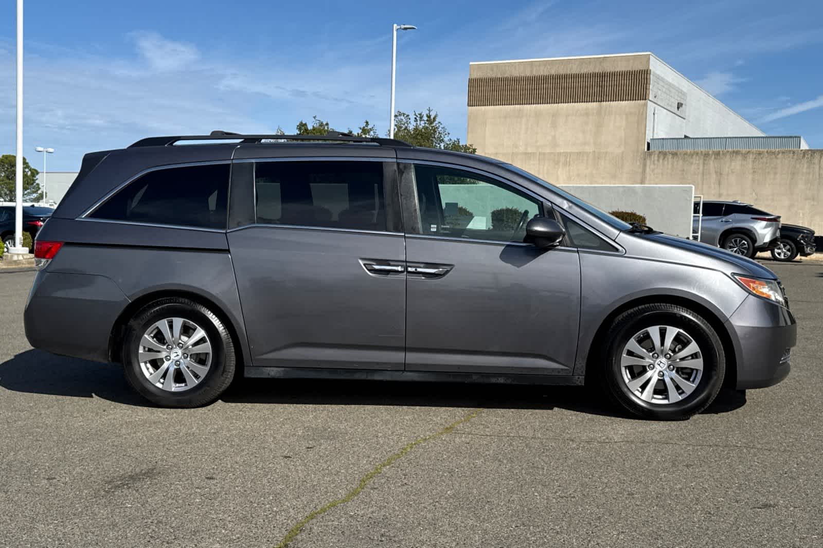 Thumbnail: 2014 Honda Odyssey - 6
