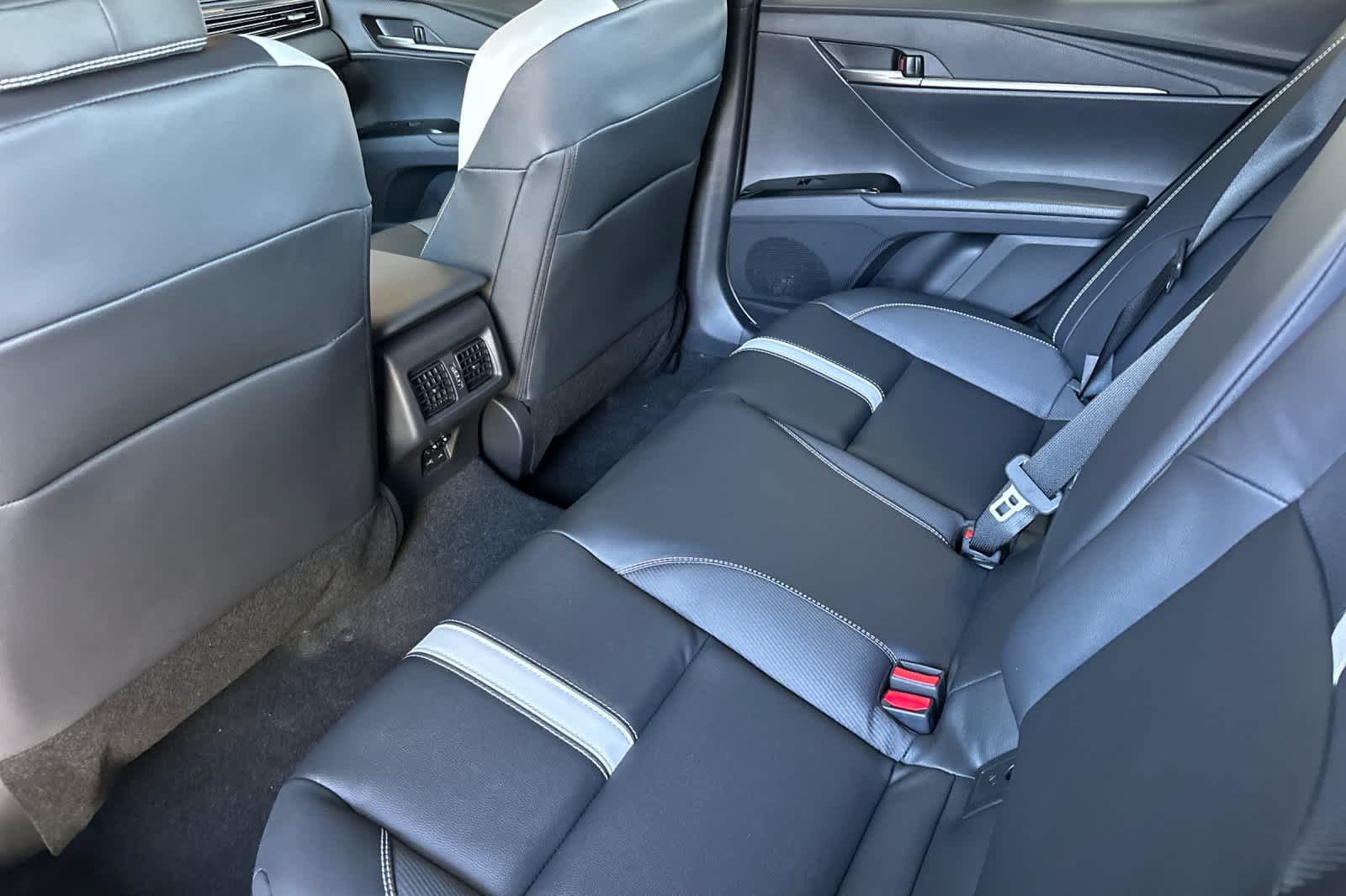 Thumbnail: 2026 Toyota Camry - 4