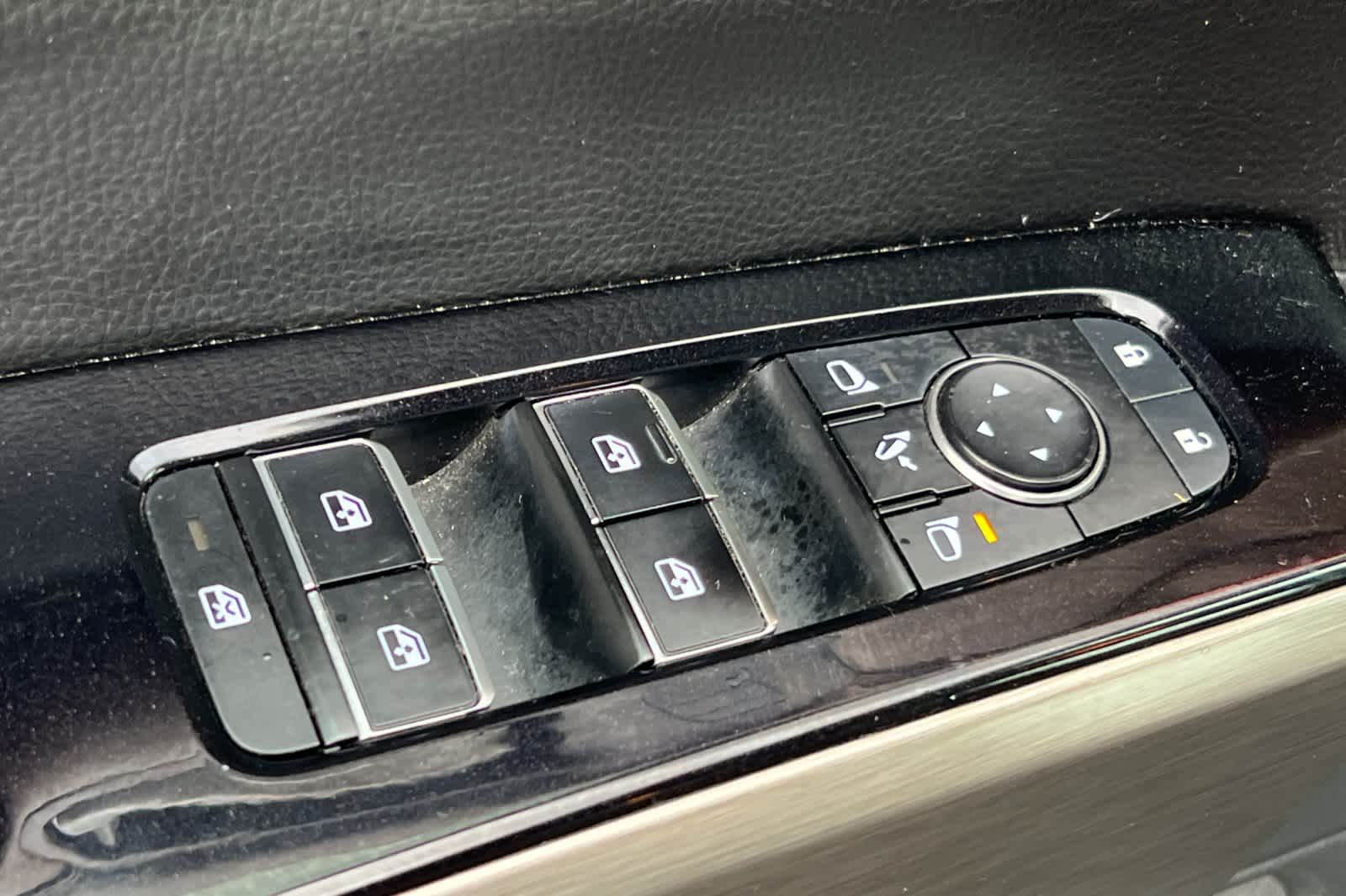 Thumbnail: 2023 Nissan Pathfinder - 13