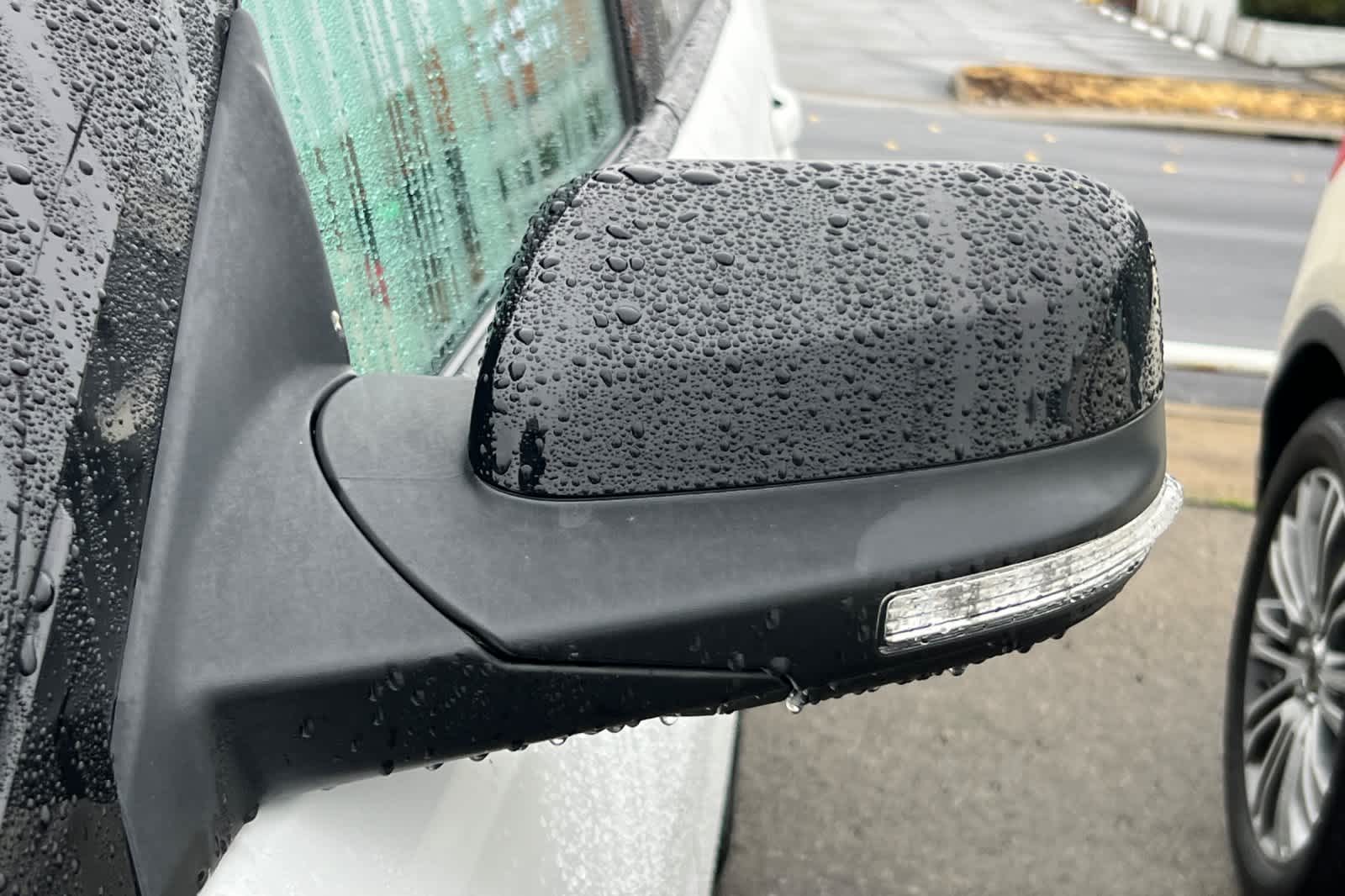 Thumbnail: 2017 Ford Explorer - 21