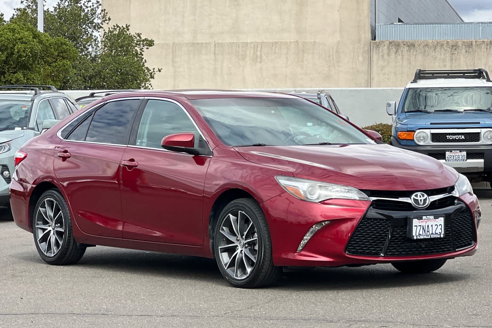 Thumbnail: 2017 Toyota Camry - 5