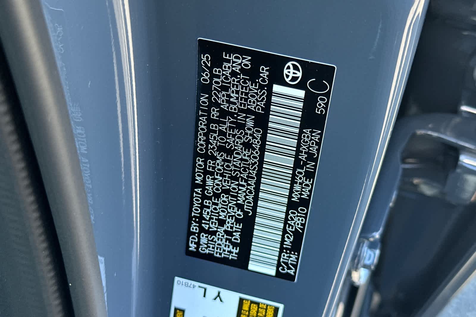 Thumbnail: 2025 Toyota Prius - 32