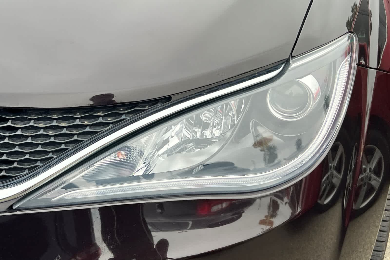 Thumbnail: 2017 Chrysler Pacifica - 11