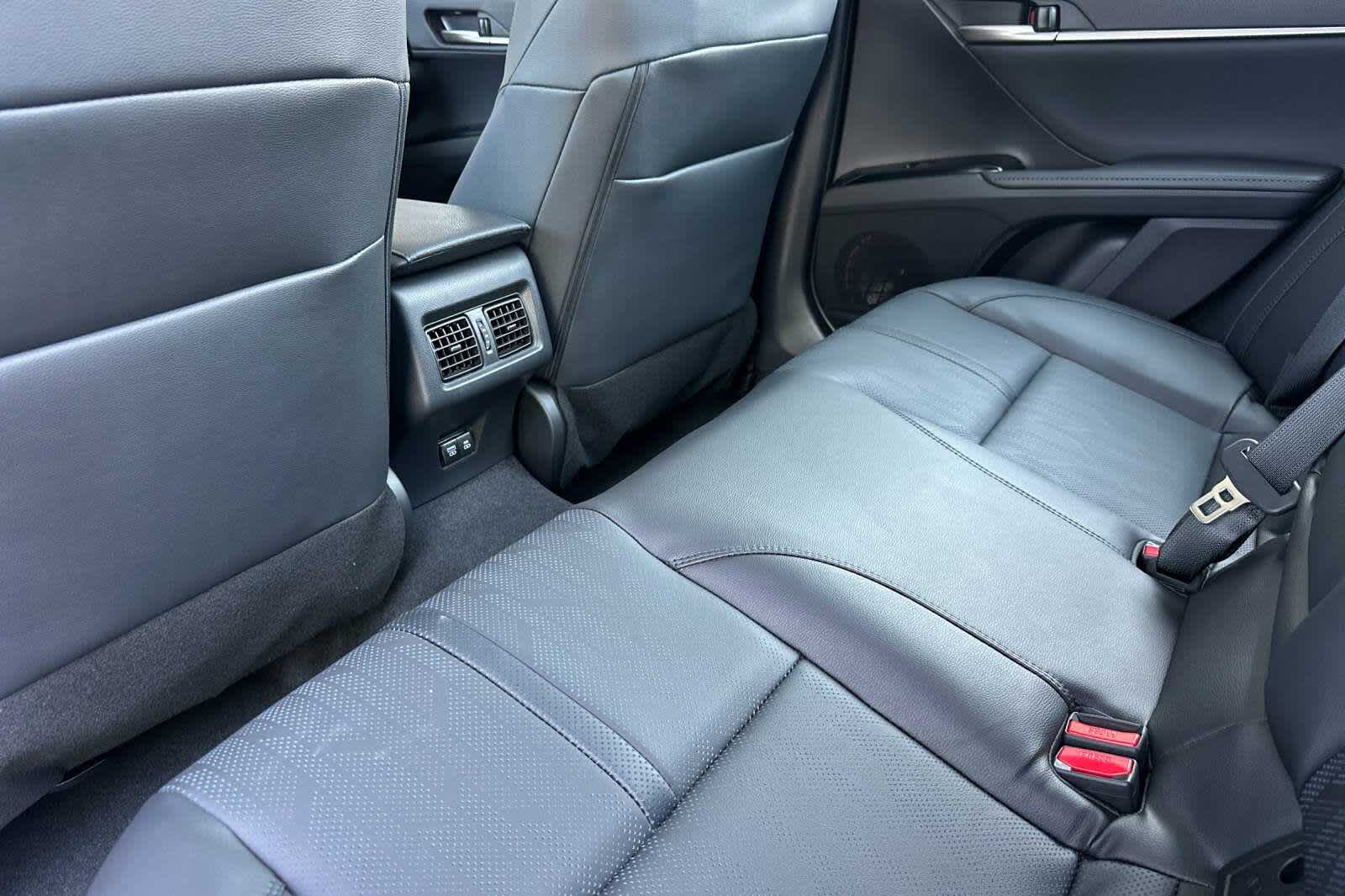 2025 Toyota Camry XSE 4