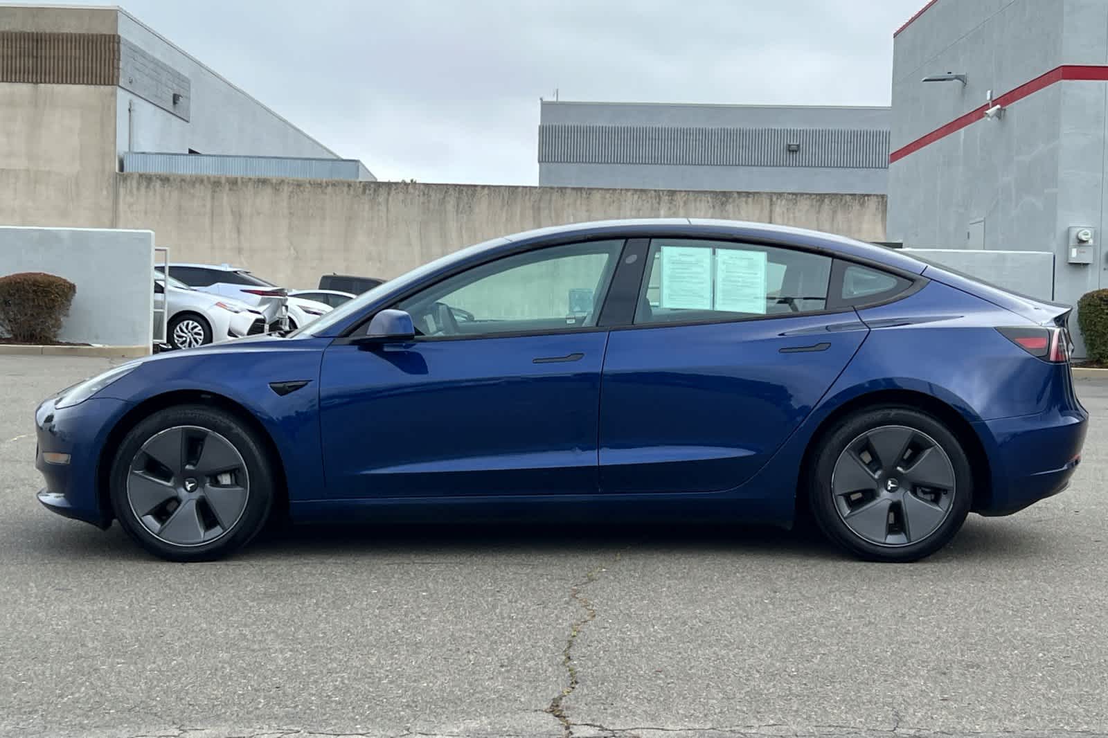 Thumbnail: 2023 Tesla Model 3 - 9