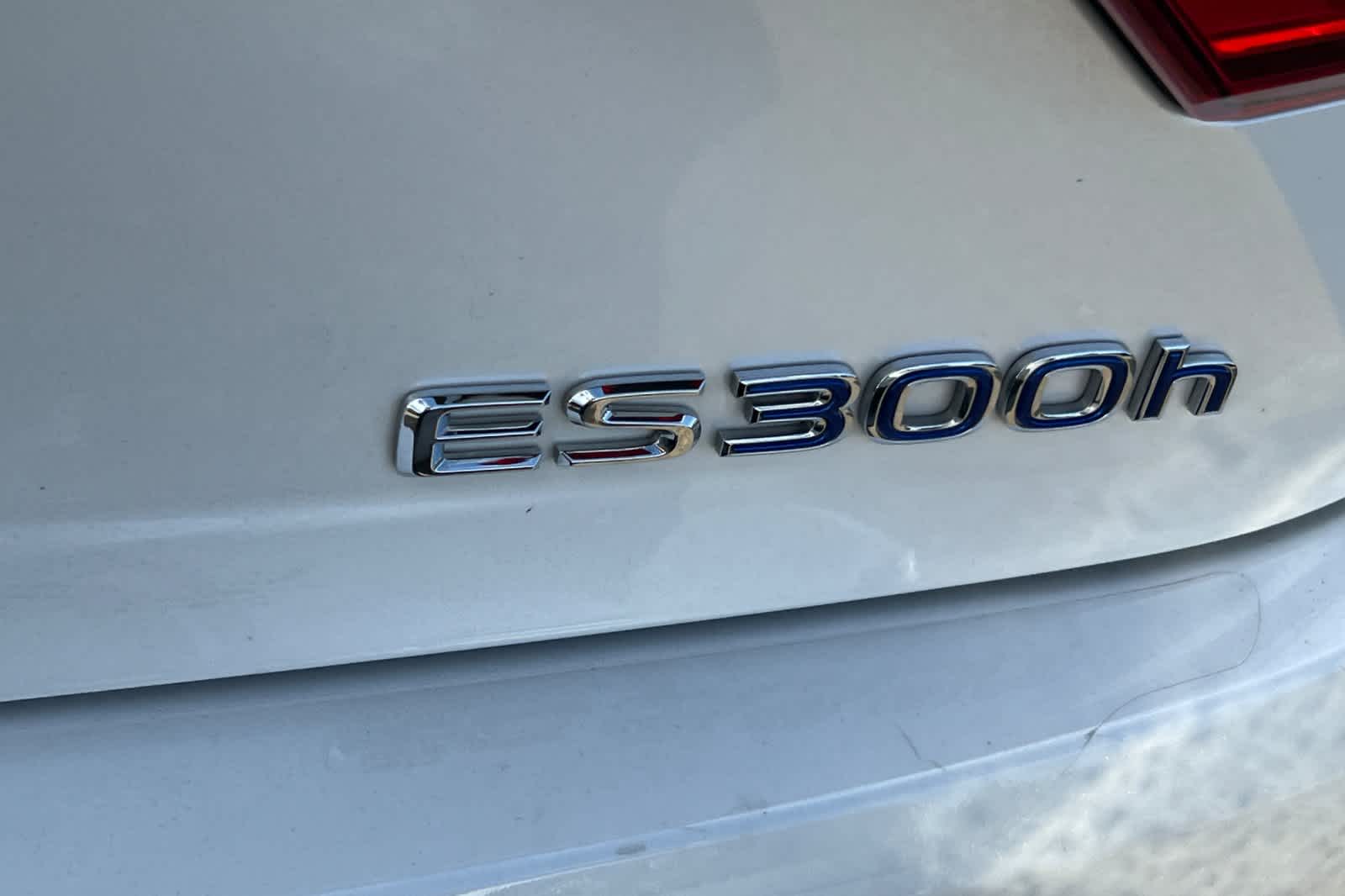 Thumbnail: 2017 Lexus ES - 7