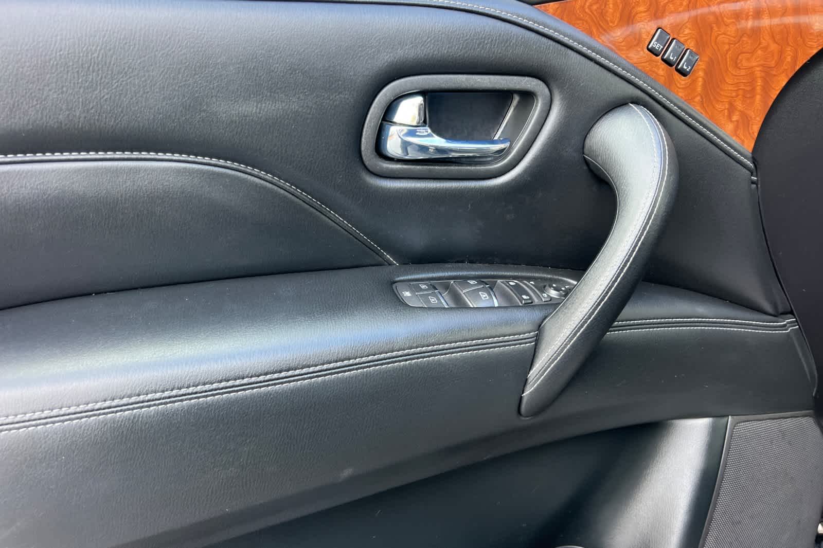 Thumbnail: 2019 INFINITI QX80 - 12