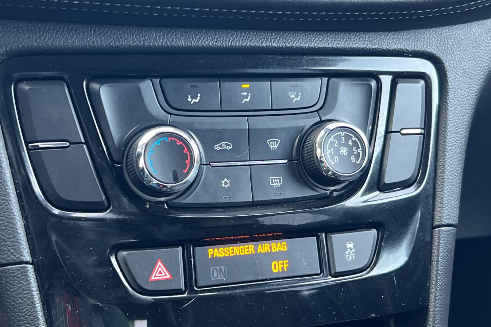 Thumbnail: 2017 Buick Encore - 21