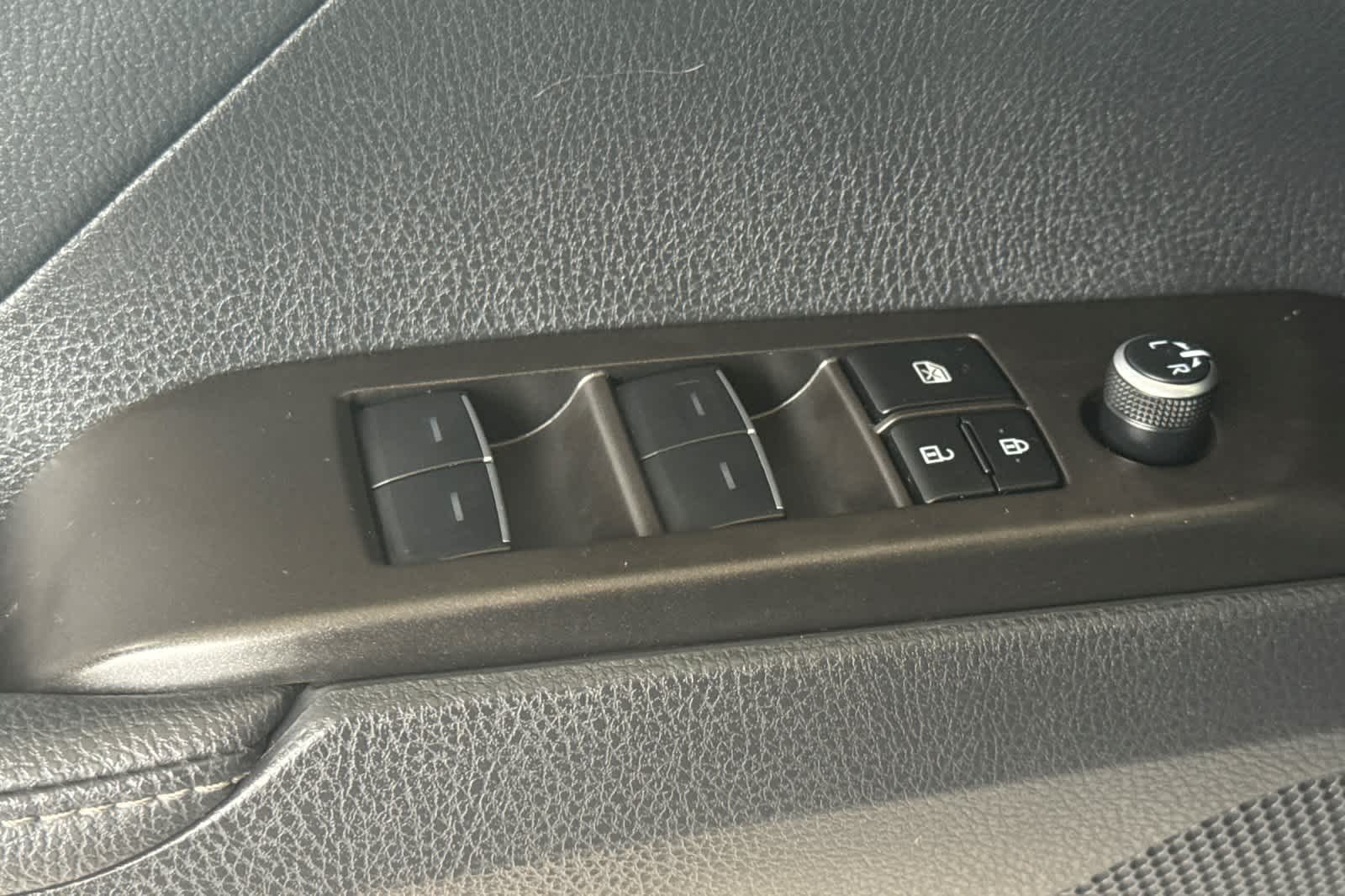 Thumbnail: 2024 Toyota Camry - 13