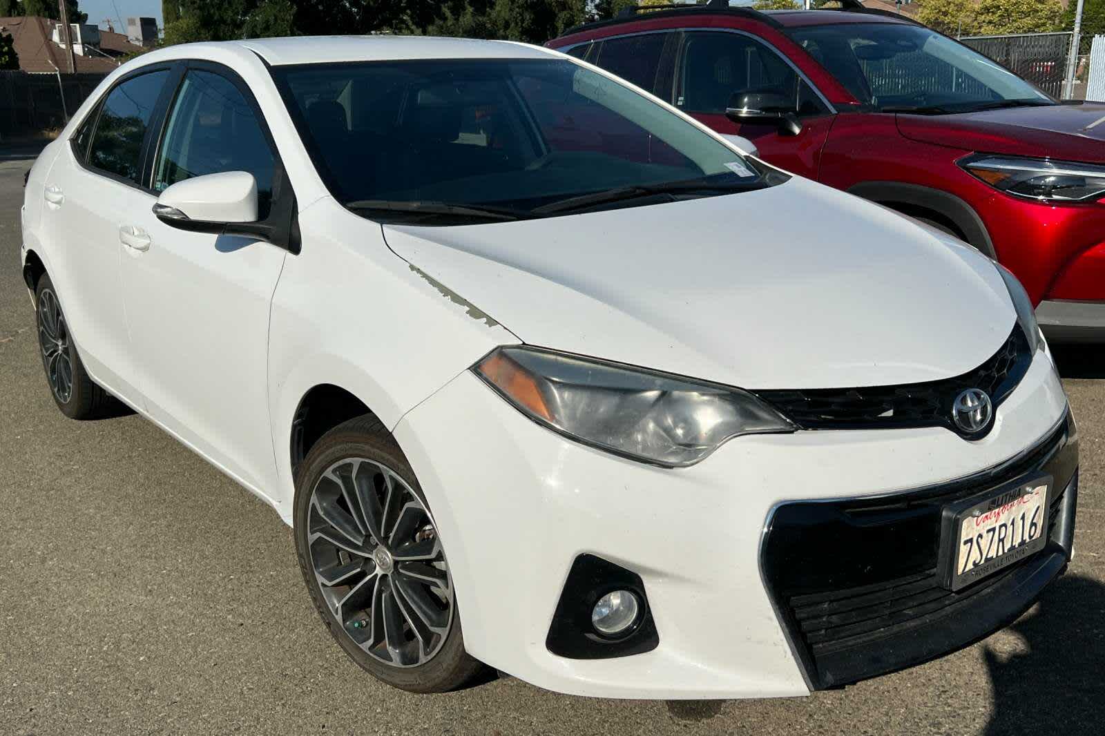 Thumbnail: 2016 Toyota Corolla - 3