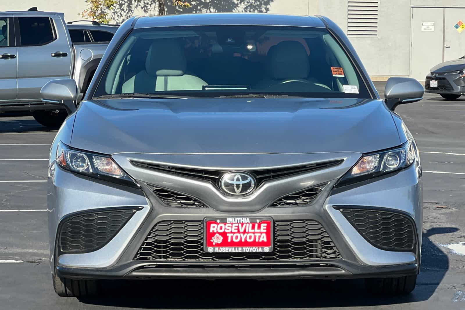 Thumbnail: 2022 Toyota Camry - 10