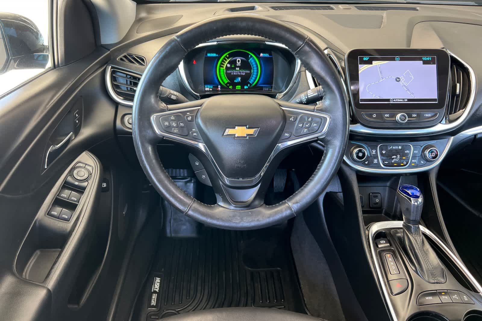 Thumbnail: 2017 Chevrolet Volt - 14