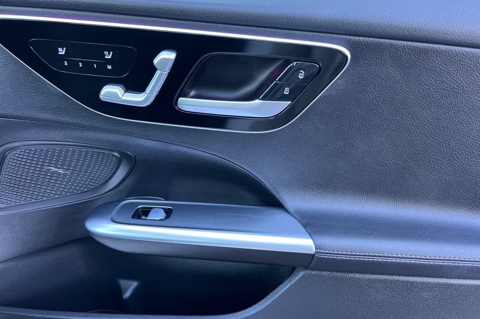 Thumbnail: 2024 Mercedes-Benz C-Class - 18