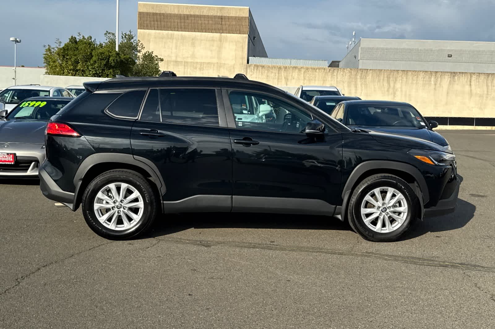 Thumbnail: 2024 Toyota Corolla Cross - 6