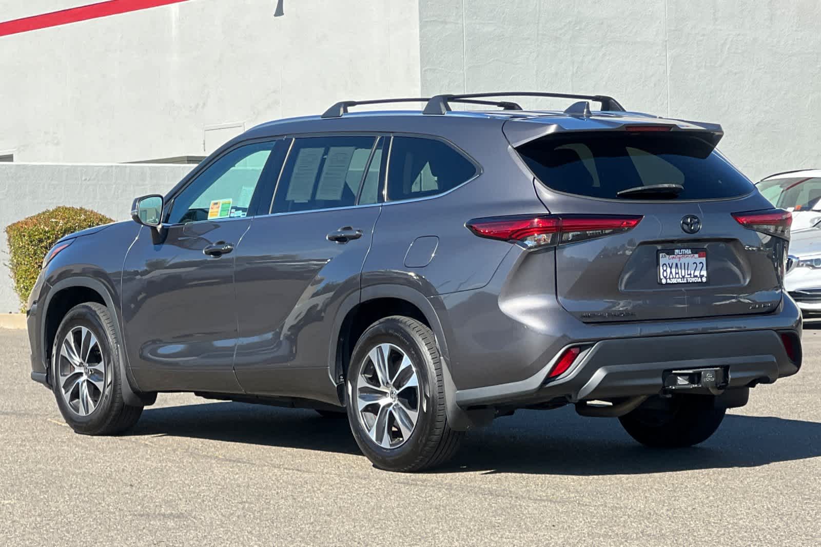 Thumbnail: 2021 Toyota Highlander - 6