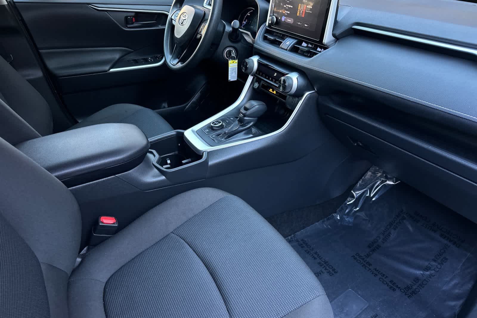 Thumbnail: 2025 Toyota RAV4 - 17