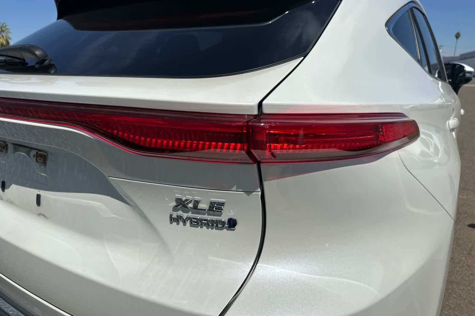 Thumbnail: 2022 Toyota Venza - 16