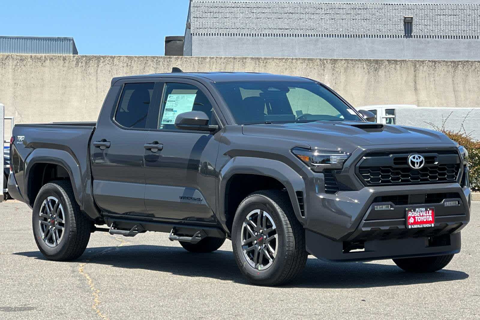 2025 Toyota Tacoma TRD Sport 9