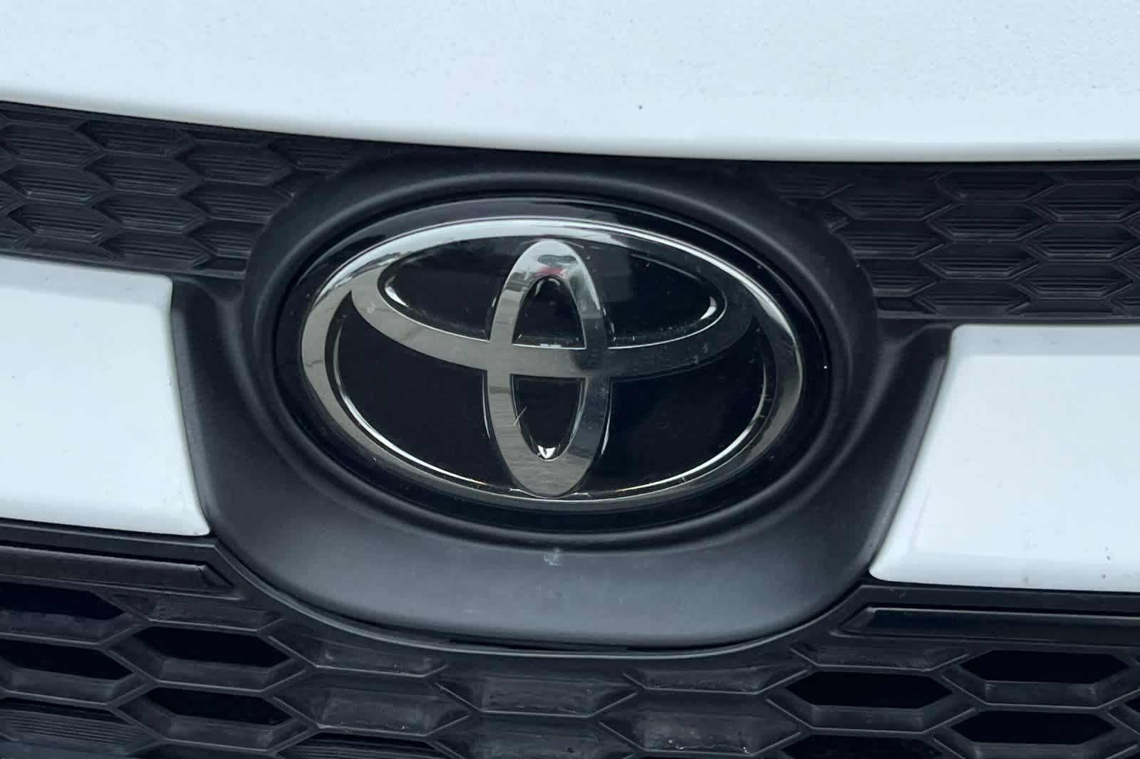 Thumbnail: 2022 Toyota Corolla - 21